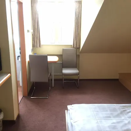 Hotell Kieler Förde 3*