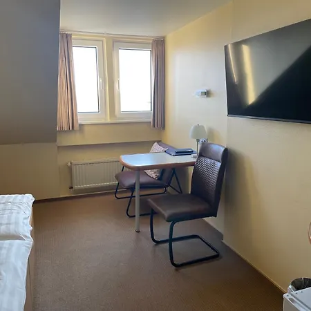 Kieler Foerde Otel 3*
