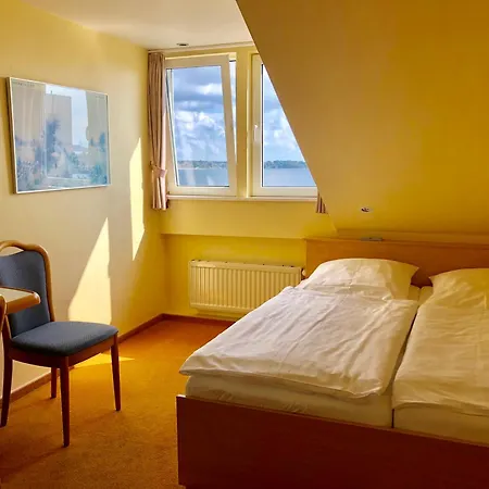 Kieler Förde Hotell